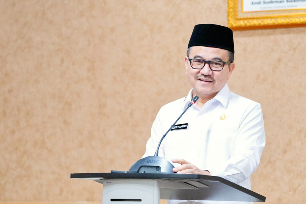 Dzikir Bersama Memaknai 65 Tahun Bank Sulselbar Jufri_Rahman_Hadiri_Dzikir_Bersama_Peringatan_65_Tahun_Bank_Sulselbar.jpg